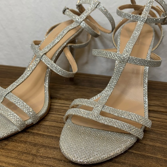Like New ALDO Formal Heels Silver Sparkly Prom - Picture 6 of 8